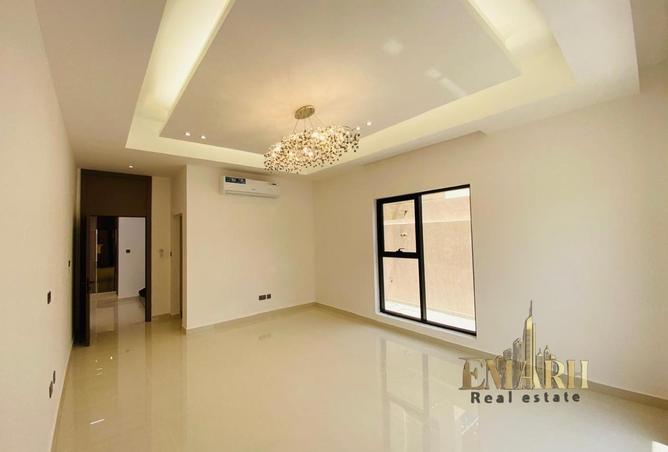 141902237 - Property Image 2