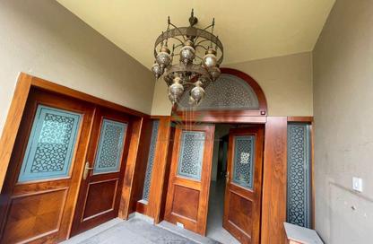 Villa - Studio - 6 Bathrooms for rent in Jumeirah 1 Villas - Jumeirah 1 - Jumeirah - Dubai