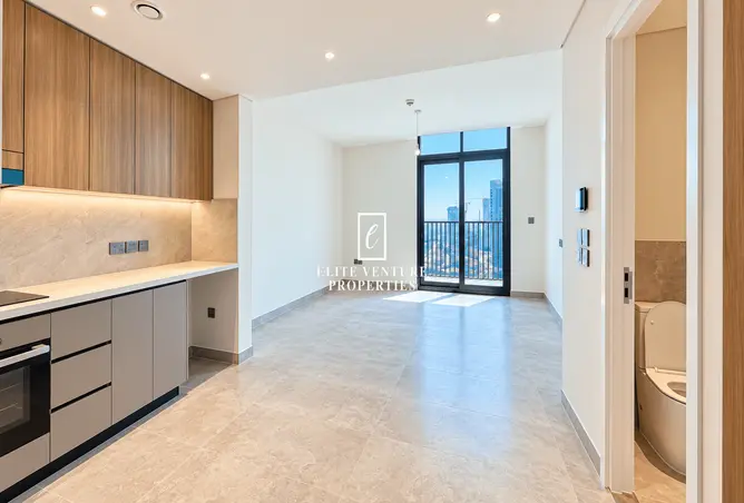 160111570 - Property Image 3