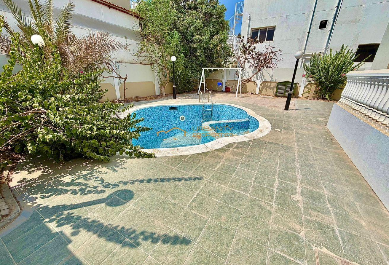 Stunning 5-Bed Villa for Rent in Jumeirah 3 photo 6