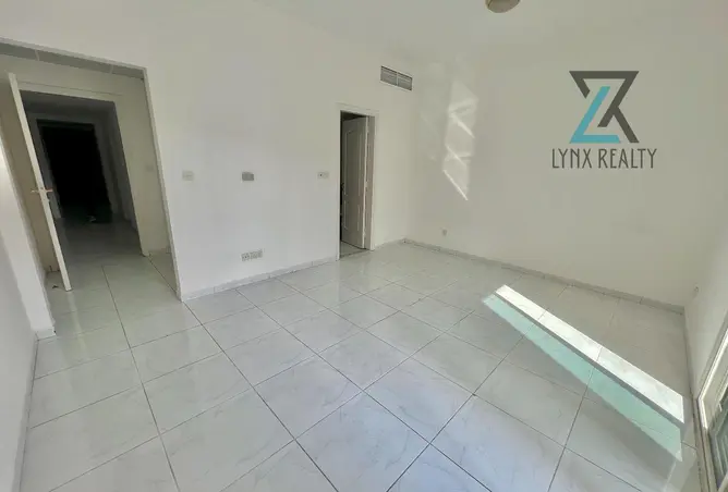 150025012 - Property Image 3