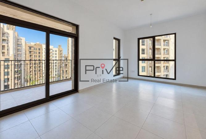 Spacious 2 BR+M | Open Layout | Premium Location photo 2