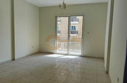 Apartment - 1 - 2 for sale in Building IC1-EMR-10 - Emirates Cluster - International City - Dubai