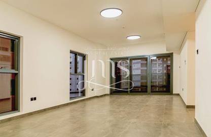 Apartment - 3 Bedrooms - 4 Bathrooms for rent in Riviera Tower - Al Majaz 3 - Al Majaz - Sharjah