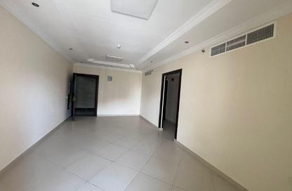 Apartment - 1 Bedroom - 2 Bathrooms for rent in Manazil Tower 5 - Al Taawun Street - Al Taawun - Sharjah