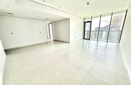 Apartment - 2 - 3 for rent in Shadow Tower - Al Mamzar - Sharjah - Sharjah Apartment - 2 - 3 for rent in Shadow Tower - Al Mamzar - Sharjah - Sharjah