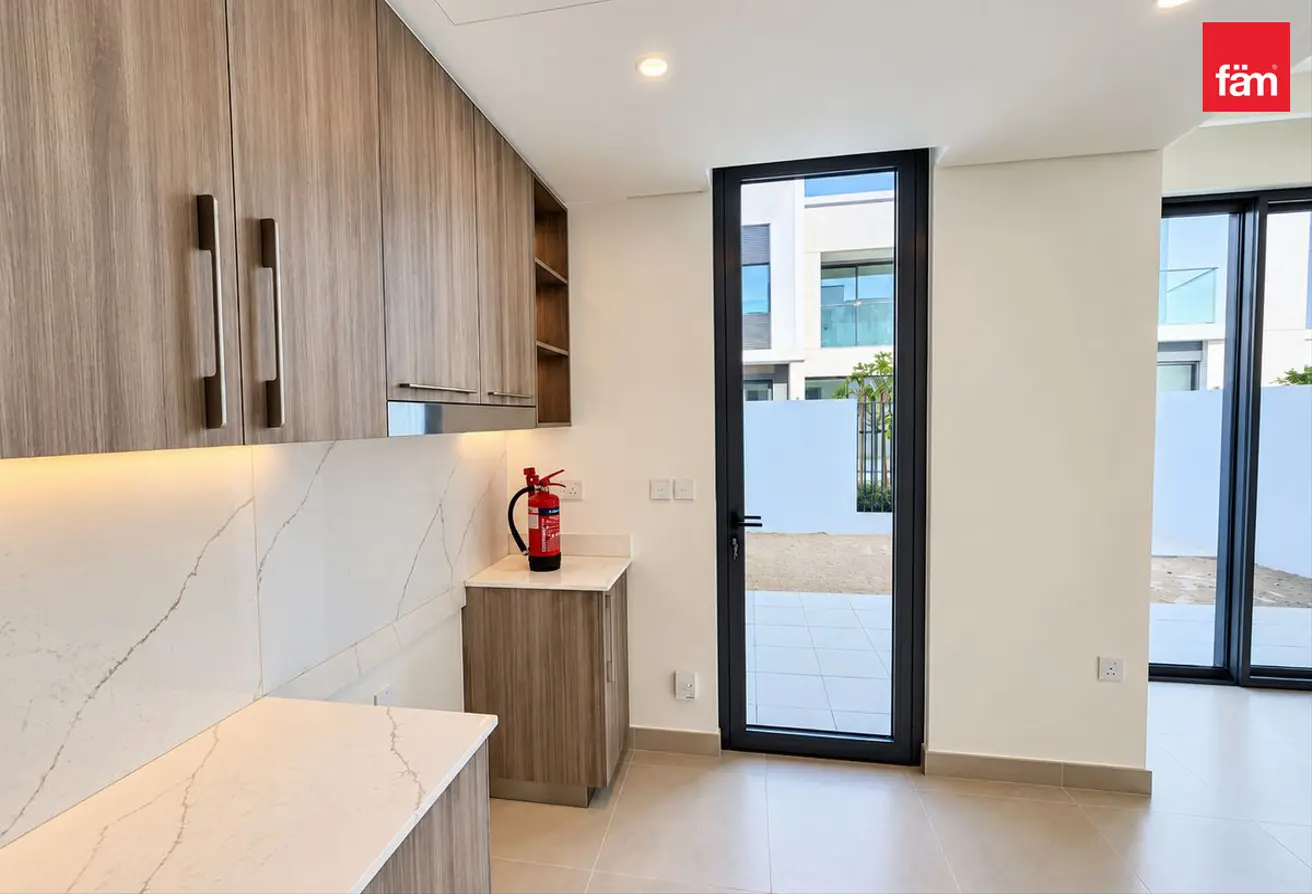 165060446 - Property Main Image
