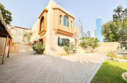 Villa - 6 Bedrooms - 5 Bathrooms for rent in Satwa Road - Al Satwa - Dubai