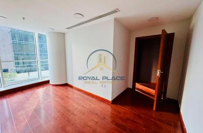 Office Space - Studio - 1 Bathroom for rent in Lake Central - Business Bay - Dubai