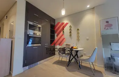 شقة - 1 حمام للايجار في برج بارك فيو - منطقة 14 - قرية جميرا الدائرية - دبي