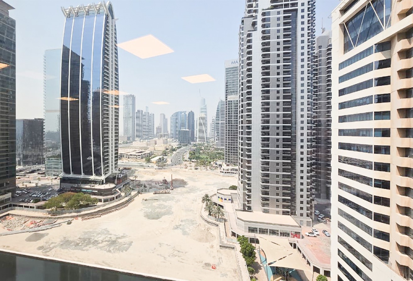 Studio office space in One Lake Plaza, Jumeirah Lake Towers: 6