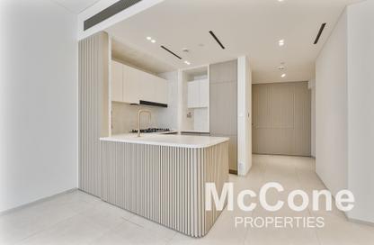 Apartment - 2 - 2 for sale in Binghatti Pinnacle - Dubai Healthcare City 2 - Al Jaddaf - Dubai
