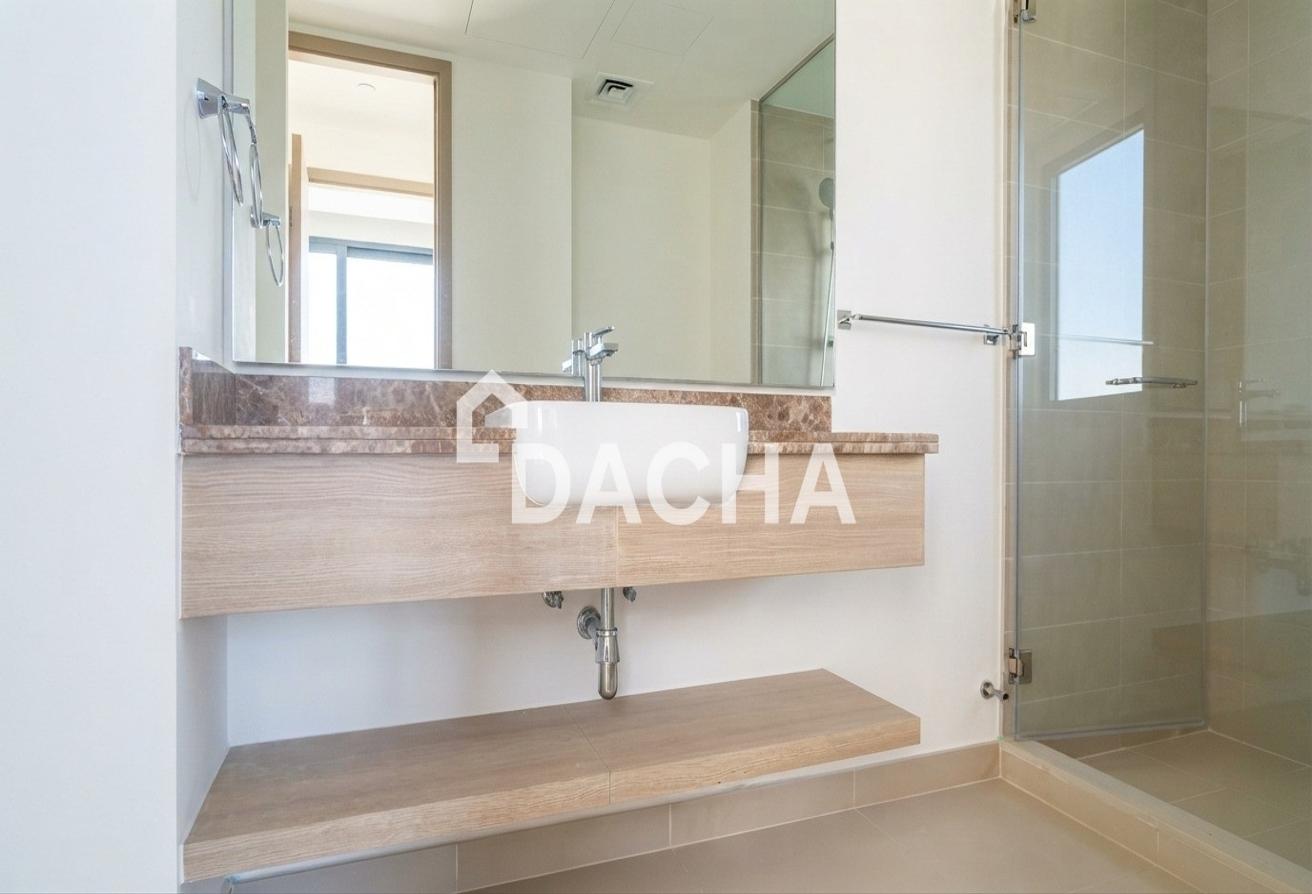 Single Row | Large Layout | Next To Amenities photo 10