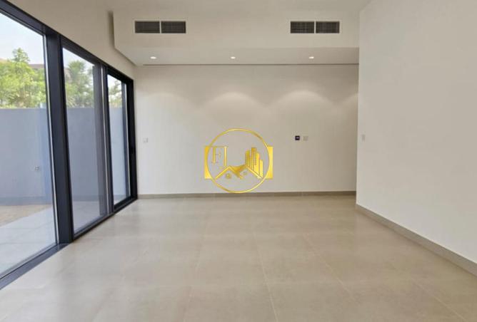 63445321 - Property Main Image