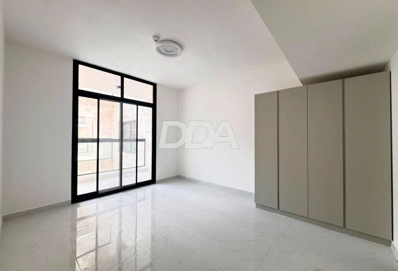 115929968 - Property Main Image
