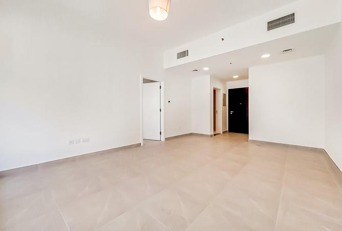 127006858 - Property Image 2