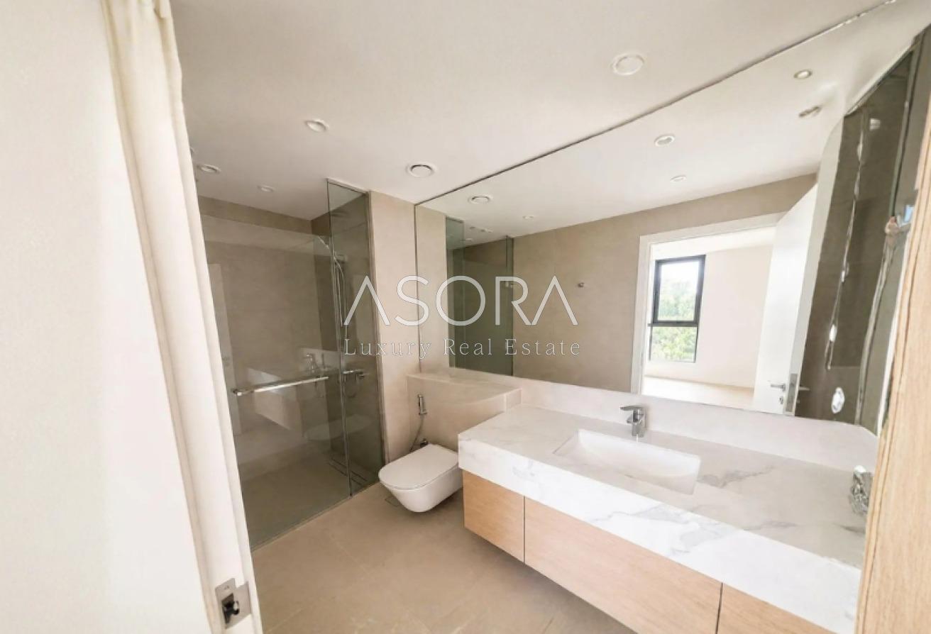 Spacious 4BR |Prime Location |Near Football Court photo 14