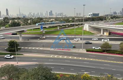 Office Space - Studio - 2 Bathrooms for rent in Al Ashram Building - Al Garhoud - Dubai