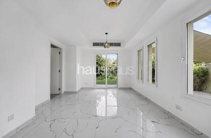 Villa - 2 - 3 for rent in Springs 11 - The Springs - Dubai Villa - 2 - 3 for rent in Springs 11 - The Springs - Dubai