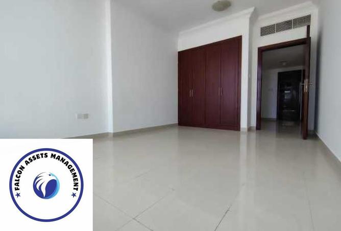 58585393 - Property Image 3