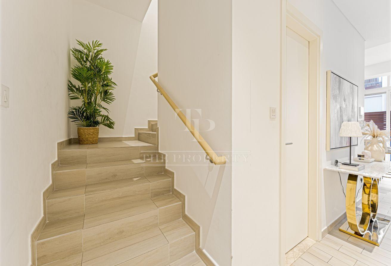 Vacant | Fully Furnished | Duplex photo 14