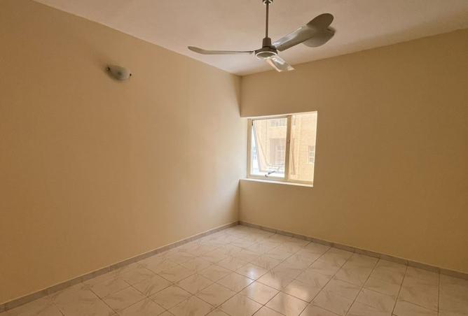 127912156 - Property Image 3