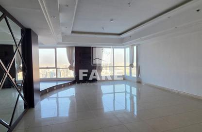 Apartment - 3 Bedrooms - 4 Bathrooms for rent in Al Dana Tower - Al Majaz 3 - Al Majaz - Sharjah Apartment - 3 Bedrooms - 4 Bathrooms for rent in Al Dana Tower - Al Majaz 3 - Al Majaz - Sharjah