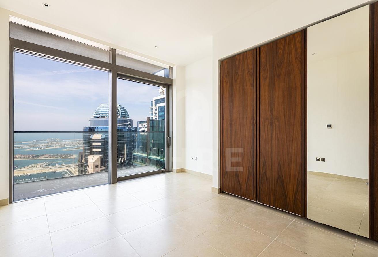 Full Marina View | Corner Unit | 2 Parking Spaces photo 9