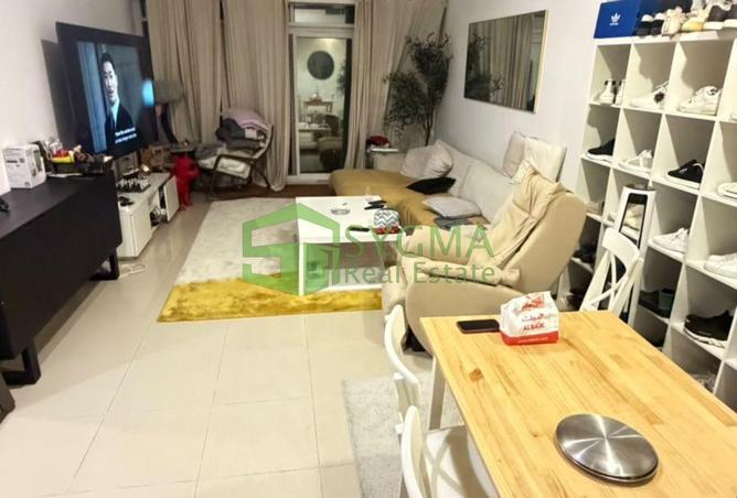 قريب من المترو، طابق مرتفع، شاغر قريبًا