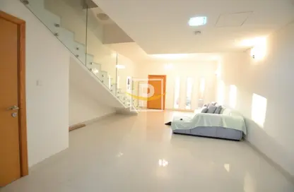 تاون هاوس - 4 غرف نوم - 6 حمامات للبيع في مالبري بارك - منطقة 15 - قرية جميرا الدائرية - دبي