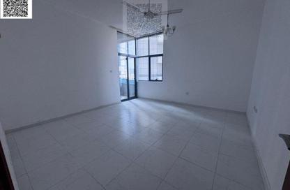 عمارة بالكامل - 8 غرف نوم - 8 حمامات للبيع في الجرف الصناعية 2 - الجرف الصناعية - عجمان