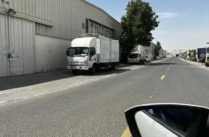 مستودع - استوديو - 1 حمام للايجار في المنطقة الصناعية رقم 12 - المنطقة الصناعية بالشارقة - الشارقة مستودع - استوديو - 1 حمام للايجار في المنطقة الصناعية رقم 12 - المنطقة الصناعية بالشارقة - الشارقة