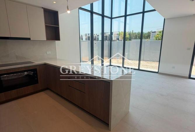 127032319 - Property Image 2