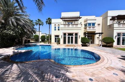 Villa - 5 - 5 for rent in Sector H - Emirates Hills - Dubai Villa - 5 - 5 for rent in Sector H - Emirates Hills - Dubai