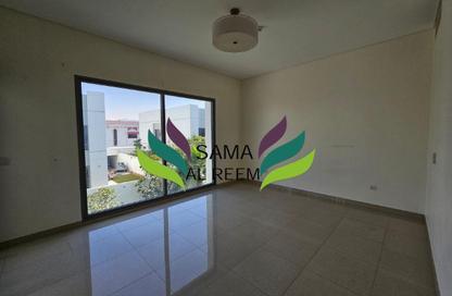 Villa - 5 Bedrooms - 5 Bathrooms for rent in Umm Suqeim 1 Villas - Umm Suqeim 1 - Umm Suqeim - Dubai