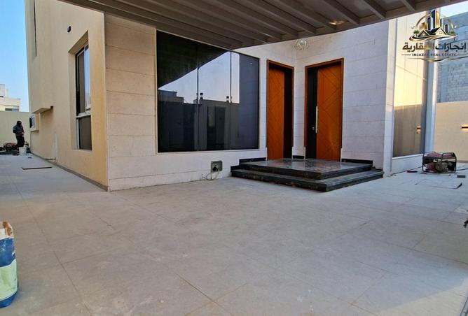 124712100 - Property Image 2