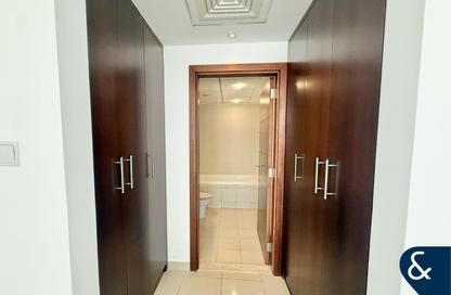 Apartment - 1 Bedroom - 1 Bathroom for rent in Standpoint Tower 1 - Standpoint Towers - Downtown Dubai - Dubai