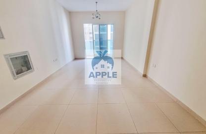 Apartment - 1 Bedroom - 2 Bathrooms for rent in Muwaileh 29 Building - Muwaileh - Sharjah
