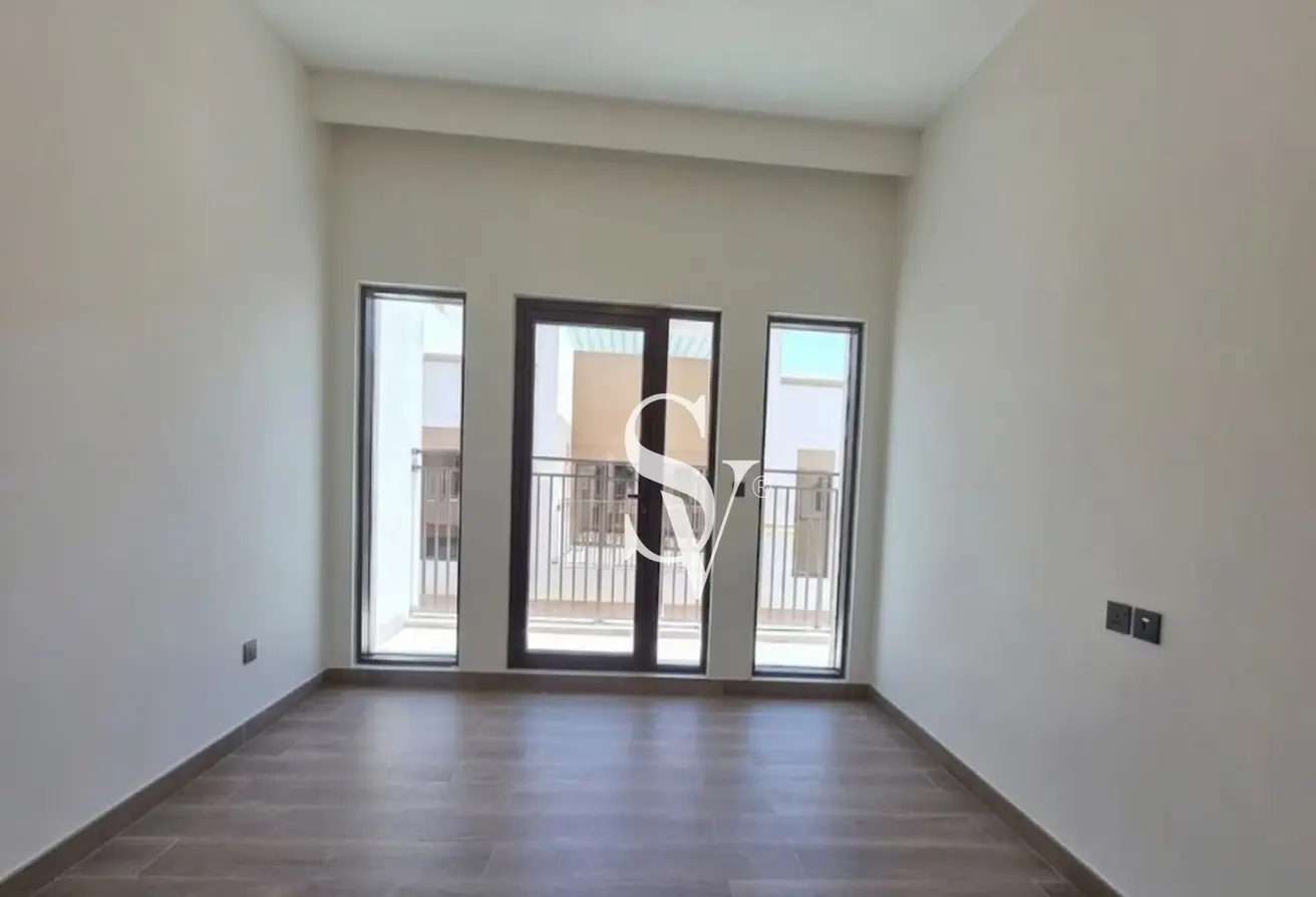 166077457 - Property Main Image