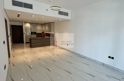 Apartment - 1 Bedroom - 2 Bathrooms for rent in Royal Regency - Business Bay - Dubai
