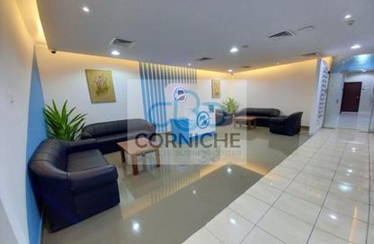 Office Space - 1 Bedroom - 6 Bathrooms for rent in Corniche Tower - Corniche Road - Abu Dhabi