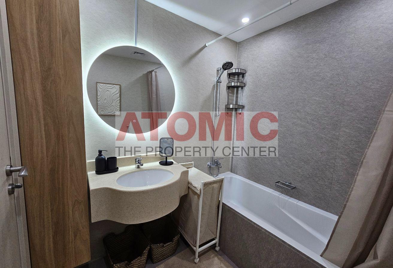 Nicely Furnished | Partial Marina View |From 1 Oct photo 5