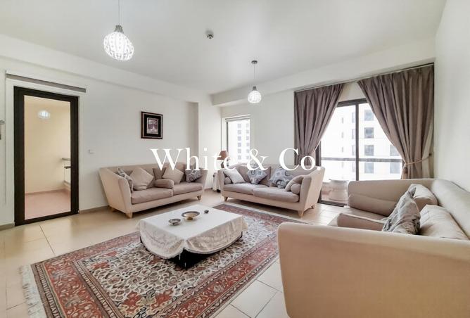 87880684 - Property Main Image