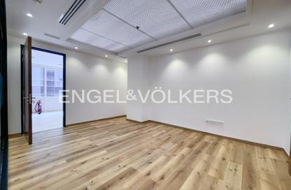 Office Space - Studio - 1 Bathroom for rent in Bay Square Building 2 - Bay Square - Business Bay - Dubai Office Space - Studio - 1 Bathroom for rent in Bay Square Building 2 - Bay Square - Business Bay - Dubai