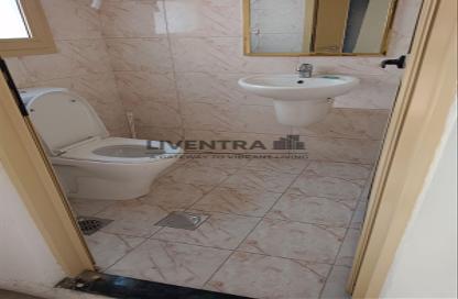 Warehouse - Studio for rent in Al Khawaneej - Dubai