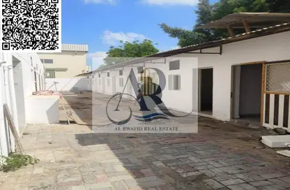 سكن عمال - استوديو - 8 حمامات للايجار في المنطقة الصناعية 15 - المنطقة الصناعية بالشارقة - الشارقة