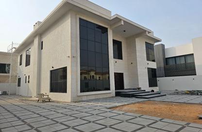 Villa - 5 - 7 for rent in Nad Al Sheba 1 - Nad Al Sheba - Dubai