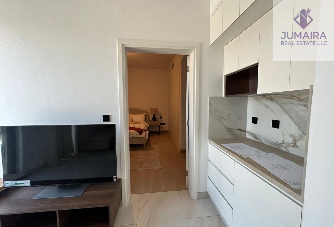 BrandNew 5BR villa | Casino Sea View | Island