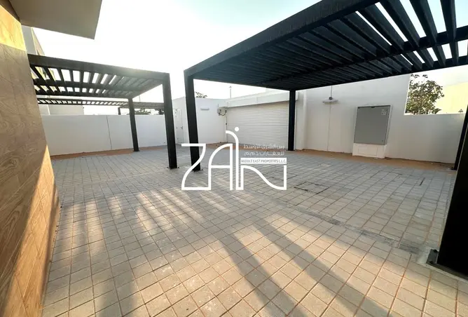 128351467 - Property Image 3