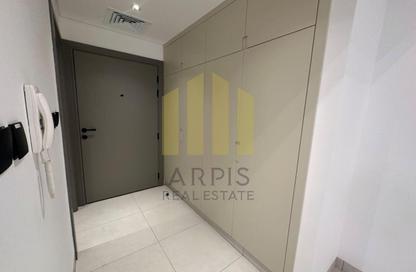 Apartment - 1 - 1 for rent in Ayhaco 7 - Jumeirah Garden City - Al Satwa - Dubai